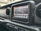 FM/AMラジオ・Bluetooth・USB・カープレイ・アンドロイドオート対応の7インチUコネクト