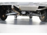 下回りは錆が少なく、同年式の 車両に比べて綺麗です。