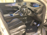 ◆LIBERALAは、輸入車選びの新たなスタイルを提案するインポート・セレクト・ブランドです。オーナー様となる方がクルマから直接感じる感性を第一にした、最良の一台との出会いをコーディネートいたします。