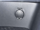 シガーソケット用の充電器が使用可能です!