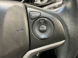 アクセルから足を離しても設定したスピードを保ち走行し、高速道路での疲労軽減に役立つクルーズコントロール付きです!