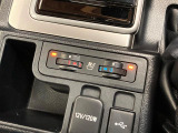 【シートベンチレーション】夏場は涼しい風でお尻や背中の熱やムレを防ぎ、冬はエアコンよりも早く温まってポカポカに!季節を問わず快適に過ごせます。