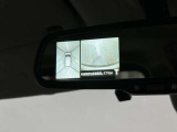 ルームミラーにクリヤーなカメラ映像で後方視界サポート!車両周囲安全確認にも役立つ、アラウンドビューモニター映像 スマート・ルームミラー装備!