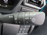 AUTOの位置にセットしておくと、暗くなったら自動でライトの点灯をサポートしてくれます!高速道路でのトンネル通過時など便利です!