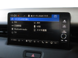 ナビゲーションはホンダコネクトディスプレイを装着しております。AM、FM、Bluetooth、フルセグTVがご使用いただけます。初めて訪れた場所でも道に迷わず安心ですね!