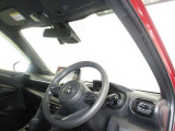見通しのよいすっきりとした視界で、誰でも運転しやすいです。運転のしやすさは疲れにくさにも繋がりますよ♪