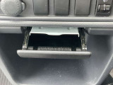 灰皿を装備しておりますが、使用した形跡はございません。