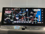 コネクテッドナビゲーションです♪目的地まで案内するナビゲーション機能の他にAPPLE CarPlayも搭載♪フルセグ画質で楽しめるTVやBluetooth 多彩な機能が満載で運転を快適にサポートしてくれます☆