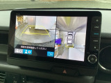 バックカメラも装備しております。車庫入れの苦手なお客様も安心!重宝してくれます!