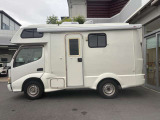 中古車は全てWeb在庫です。現車はストックヤードにて保管しており常時展示はしておりませんので、現車をご確認の場合は事前にお電話にてご連絡お願い致します。075-922-2313 定休日:毎週水曜日