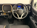 このハンドルを握った時に、車を所有している優越感を味わえますね