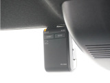 ◆ドライブレコーダー◆映像・音声などを記録する自動車用の装置です。 もしもの事故の際の記録はもちろん、旅行の際の思い出としてドライブの映像を楽しむことができます。