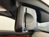 ルームミラー内蔵ETC車載器(自動防眩付)後続からの光が一定以上になると自動で眩しさを緩和します。