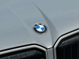 自動車保険も純正のクオリティを。BMWの正規ディーラーのみが取り扱い可能な、BMW専用自動車保険。専任のスタッフが皆様のカーライフを24時間365日サポート致します。