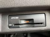 ETC付です。高速道路料金所での小銭の出し入れや雨天時における窓の開閉などの煩わしさが解消出来ます♪料金所の通過もスムーズで快適ですよ☆