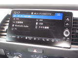 ナビゲーションはホンダコネクトディスプレイを装着しております。AM、FM、Bluetooth、フルセグTVがご使用いただけます。初めて訪れた場所でも道に迷わず安心ですね!
