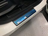 ご来店が困難なお客様につきましては、お電話やメールでのご商談もさせていただいております。ご遠方のお客様もお気軽にお問い合わせください。