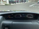 明るく見やすいメーターパネルです