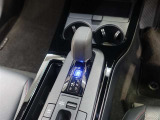 エレクトロシフトマチック(電子式シフトレバー)を採用しております(^^♪直感的に操作することができます!