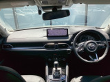 細部まで作り込まれた造形美!毎日でも運転して『人馬一体』を楽しみたくなります。是非、クルマに触れてその質感を味わってください。