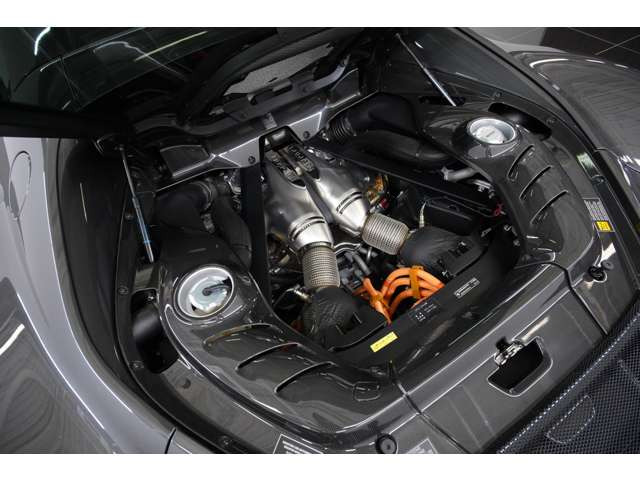 フェラーリ 296GTB アセット フィオラノ パッケージ F1 DCT 1オーナー