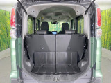 普段のお買い物や通勤、送迎等に十分な荷室スペースを確保しております。セカンドシートを倒すと、大きな荷物の積載も可能です♪