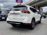 エクストレイル 2.0 20X 4WD 3列車 