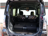 【車屋】として、長く車業界に従事した経験豊富なスタッフが多数在籍しております。