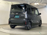 走りにこだわりながら収納力も持ち合わせたお車です。荷物を載せて軽快なドライブを楽しめますよ♪