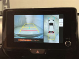 いまや必須装備「ナビゲーション」搭載!知らない場所にスイスイッとドライブ。もう、これなしではハンドルを握れませんね!でも運転中の操作は危険ですのでご注意ですね☆