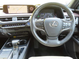 UX 250h バージョンL 