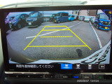 画質もキレイなバックカメラ、車庫入れが苦手な方も運転が好きになるはず。
