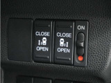 ◆両側電動スライドドア◆狭い駐車場でも乗り降りが楽々♪お子様が隣の車にドアを当ててしまう心配もございません!小さなお子様連れの方もこれで安心。