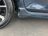 ドア下部に傷がございます!現車をご確認ください!