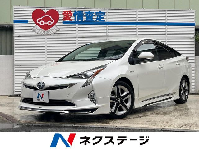 トヨタ プリウス 