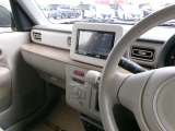 操作しやすい運転席廻り!操作パネルも使いやすい!!ドライブが楽しくなりますっ