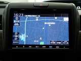 ホンダ純正ナビなのでダッシュボードにスッキリと収まっています。ナビの案内があれば土地勘の無い所でも道に迷わず安心!見知らぬ土地へのドライブも一層楽しくなります!