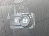 【ドライブレコーダー】ドライブレコーダー装備!走行中はもちろん、あおり運転や事故に遭遇した際、映像で記録し、万一のリスクに備えます。※記録用SDカードはお客様ご自身でご準備いただく必要があります。