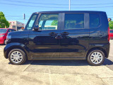 【届出(登録)済未使用車とは】自動車の分類では「新車」「中古車」この2種類しかありません。走行距離が100km未満かつ初度登録または初度届出された車両を「届出(登録)済未使用車」と呼んでいます。