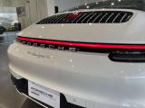 厳しいポルシェ認定中古車品質基準をクリアした車両のみを展示、販売しております。 納車後の保証内容もポルシェ認定中古車ならではの内容となっております。