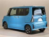 ご覧の車両以外にも多数のU-Carを展示販売しております。