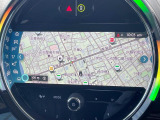 ●純正ナビ:一体感のあるナビは、高級感ある車内を演出してくれます。オーディオ機能も充実しておりますので、運転もより楽しめます♪