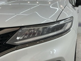 LEDヘッドライトは、点灯の瞬間から最大光量を発揮し、突然暗くなるトンネルなどでの安定感を高めます。