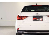 正規ディーラー (株)ファーレン古都 Audi京都南のお車をご覧いただき有難うございます。気になる点やご相談などお気軽にお問い合わせくださいませ。