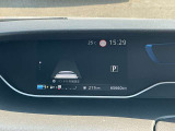 ☆視認性の良いメーターには、燃費情報など運転をサポートする様々な情報を表示します☆