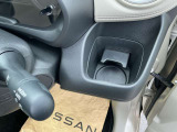 小物入れにもなるドリンクホルダー。