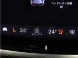 フロントシートには、シートヒーター&シートエアコンに加え、ステアリングホイール・ヒーターも装備。厳寒の地、北欧スウェーデン発祥のブランドならではのアイテムです。シートヒーターは後席にも装備しています