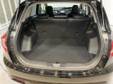 広々としたカーゴスペース。週末のお買い物や長期旅行のたくさんの荷物も積載できます。