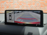 360&deg;ビューモニターを搭載しています。コーナーセンサーと合せてお使いいただくことで、安全、安心にお車の取り回しを行っていただけます。