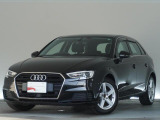 2001年オープン。 Audi正規ディーラーとして最も歴史のあるAudi 江戸川は、2フロアに分かれるガラス張りのショールームです。